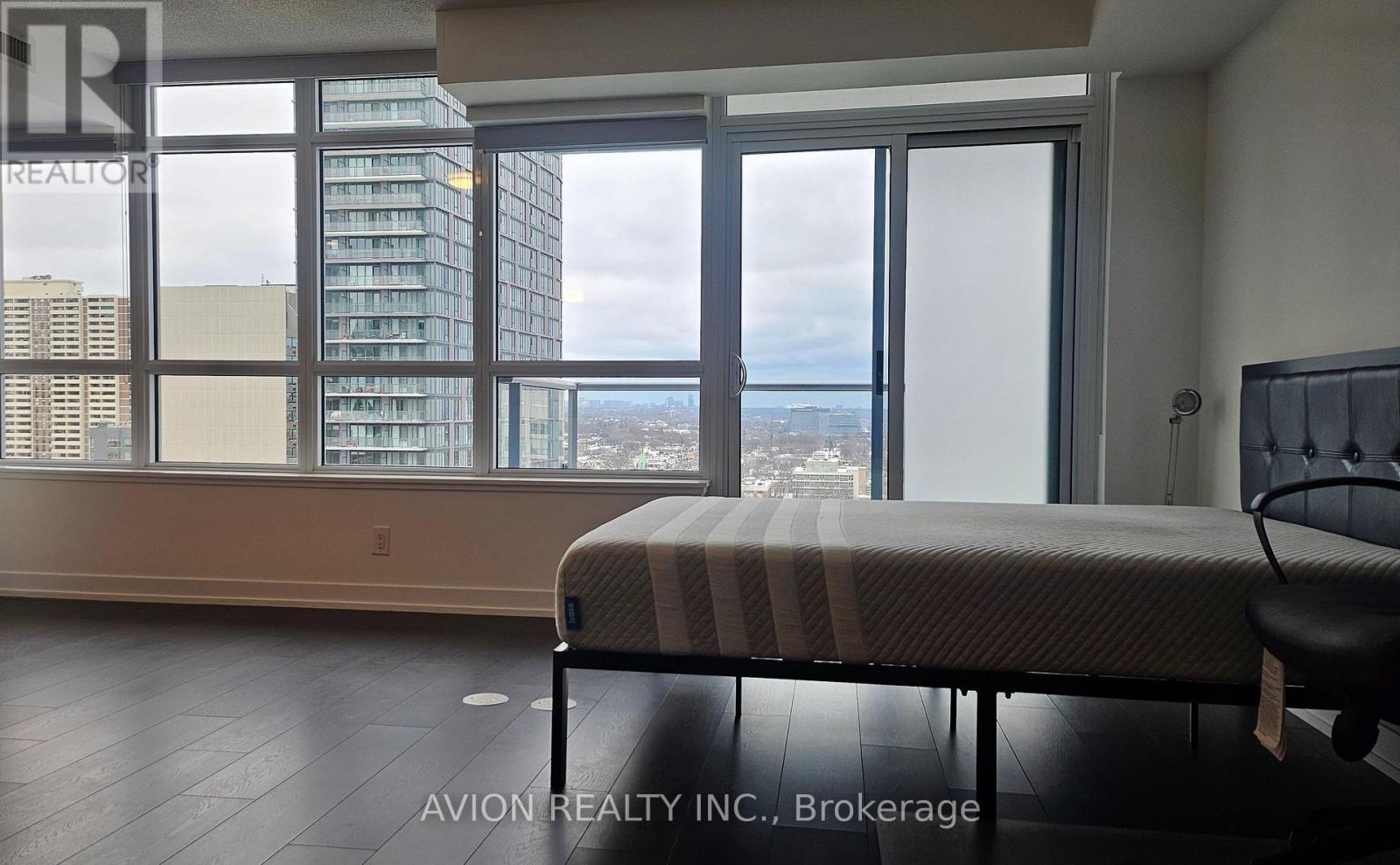 1908 - 365 Church Street, Toronto, Ontario  M5B 1H6 - Photo 5 - C12701994