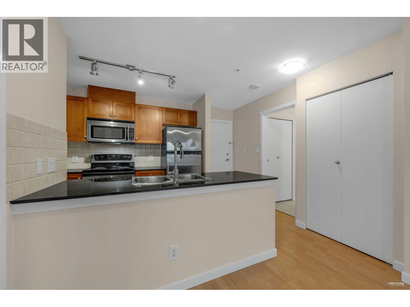 603 415 E Columbia Street, New Westminster, British Columbia  V3L 0B4 - Photo 6 - R3080357