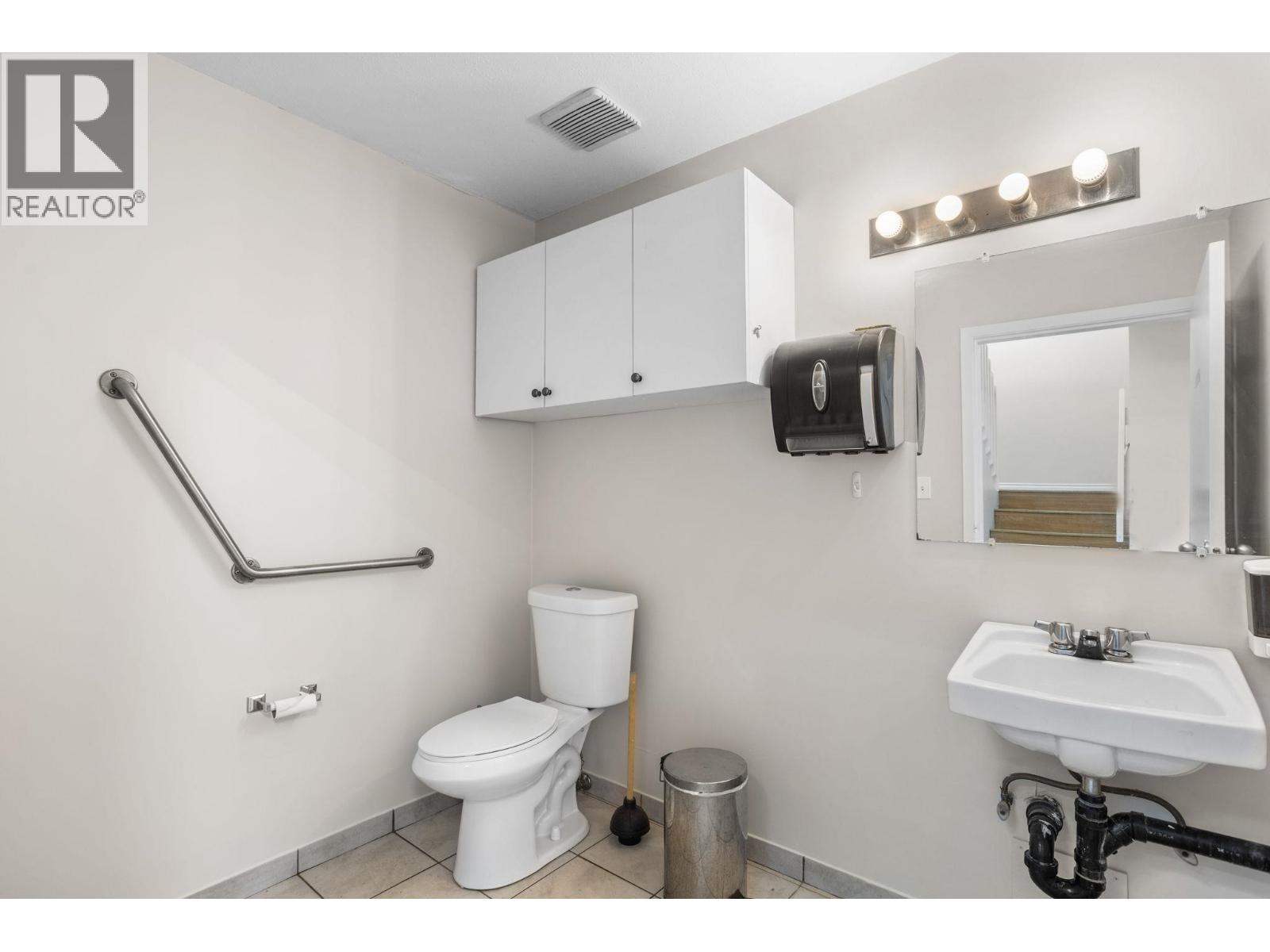 101 7450 Lowland Drive, Burnaby, British Columbia  V5J 5A4 - Photo 15 - C8075235