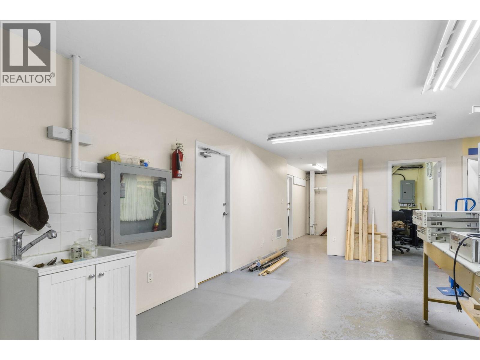 101 7450 Lowland Drive, Burnaby, British Columbia  V5J 5A4 - Photo 28 - C8075235