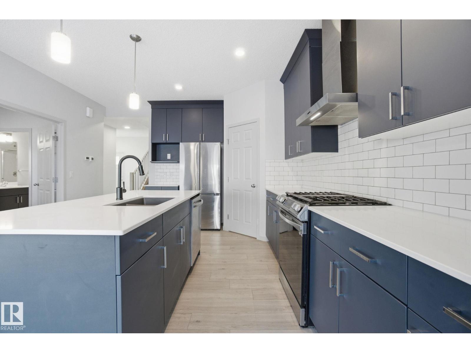 2423 194 St Nw, Edmonton, Alberta  T6M 1P5 - Photo 4 - E4470294