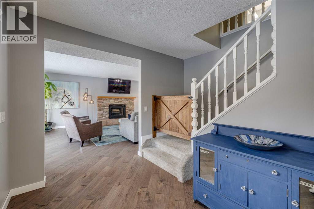 10 Wolf Drive, Rural Rocky View County, Alberta  T3Z 1A3 - Photo 6 - A2276969