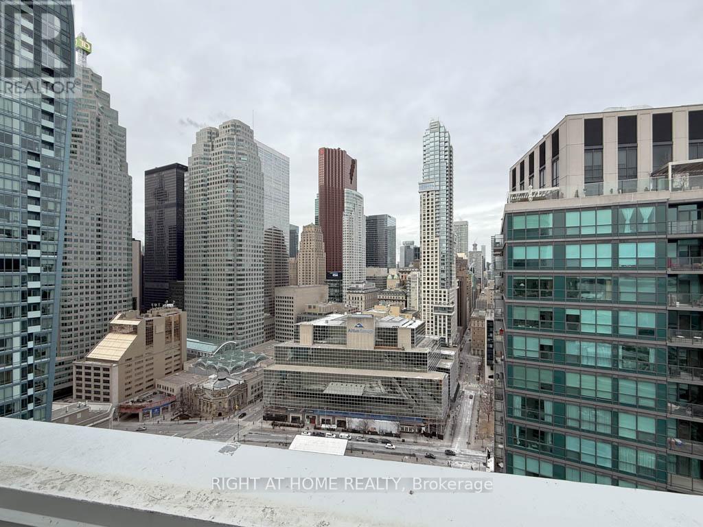 319 - 25 The Esplanade, Toronto, Ontario  M5E 1W5 - Photo 19 - C12705208