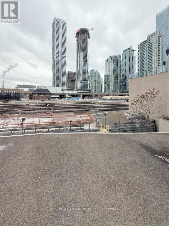 319 - 25 The Esplanade, Toronto, Ontario  M5E 1W5 - Photo 20 - C12705208