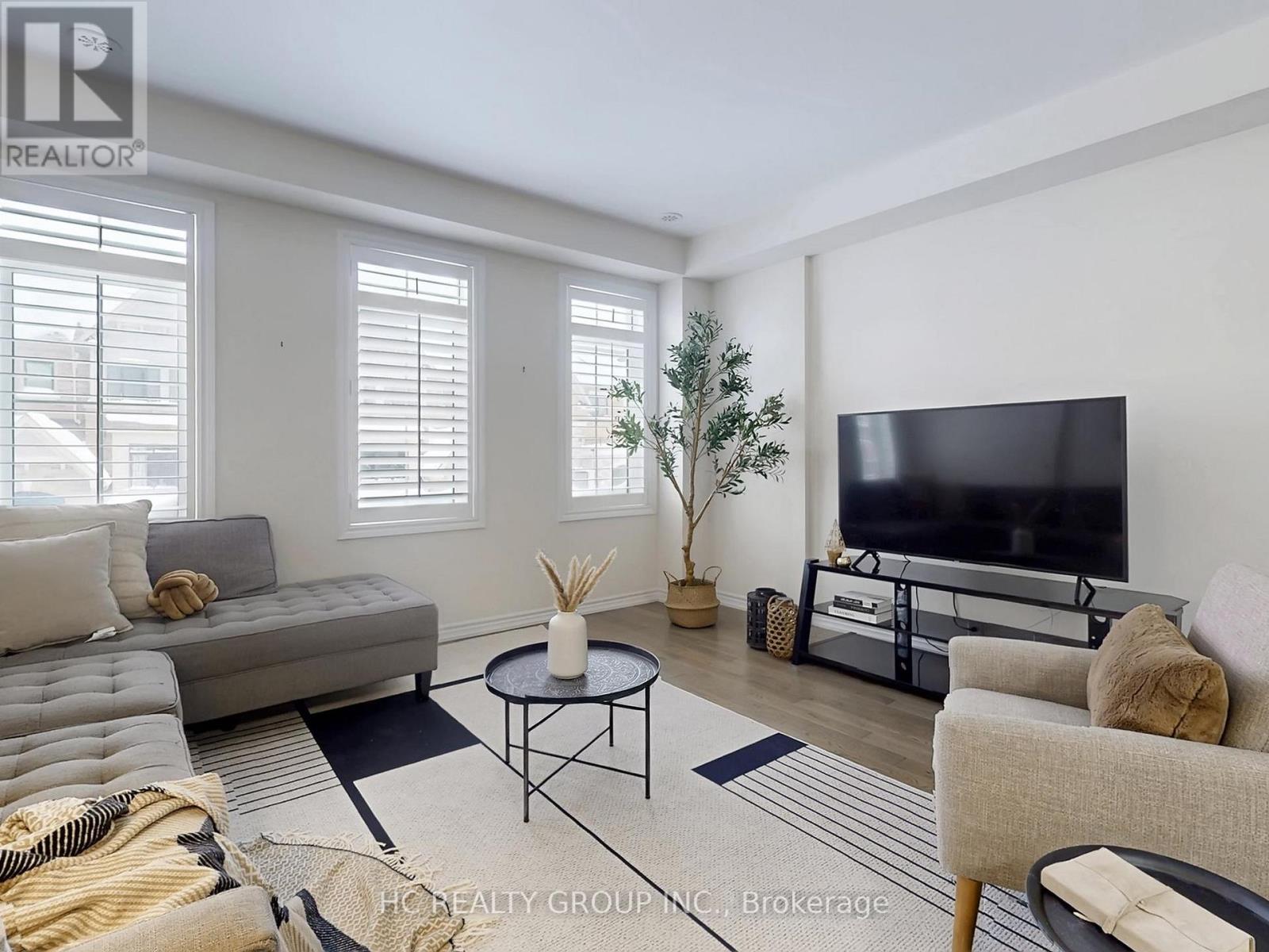 14 Isabella Peach Drive, Markham, Ontario  L6C 0Z1 - Photo 2 - N12705178