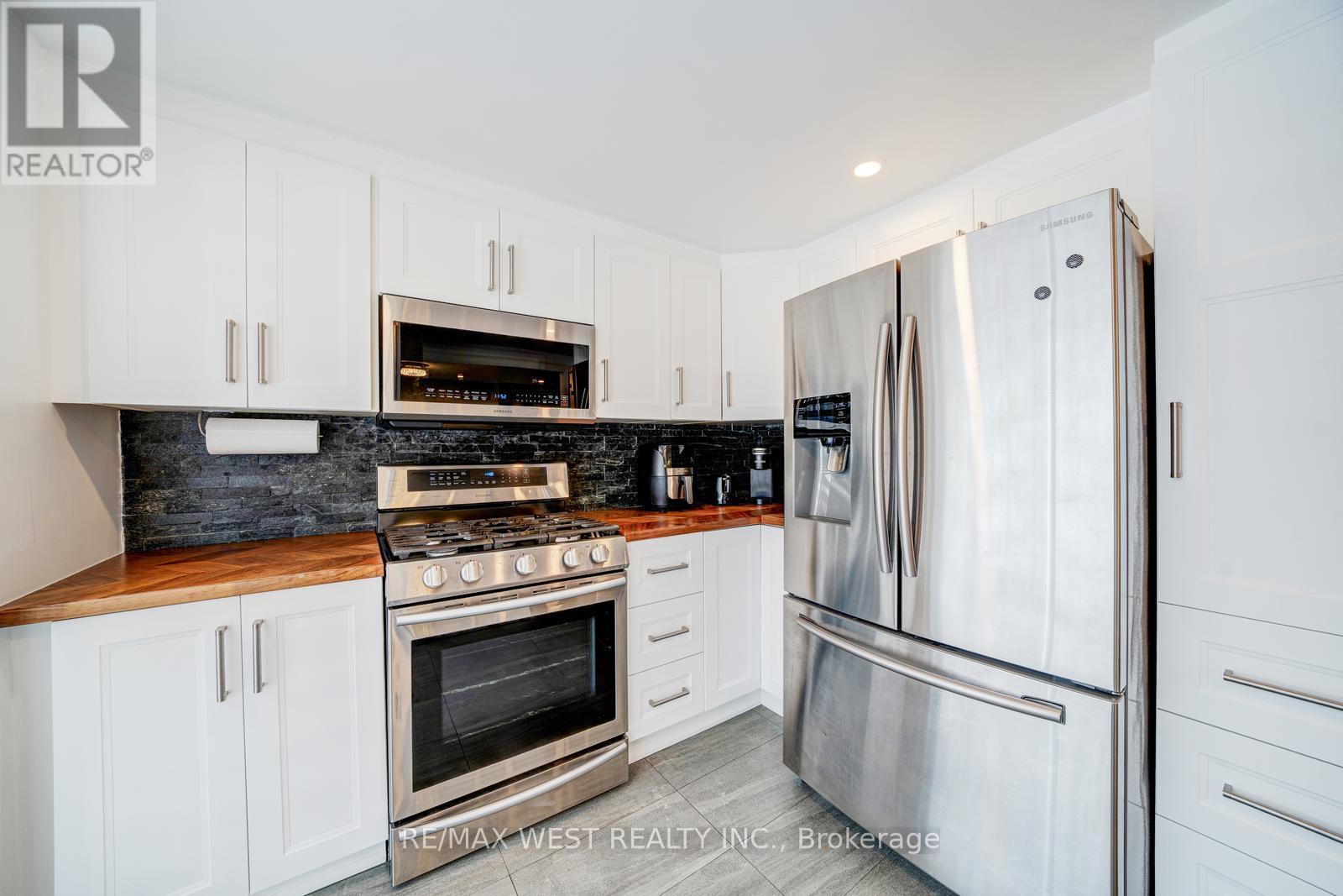 2020 Kate Avenue, Innisfil, Ontario  L9S 1Y2 - Photo 10 - N12705196