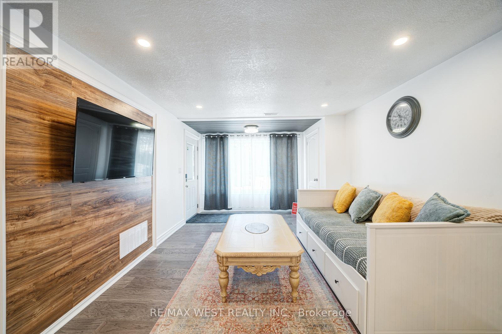 2020 Kate Avenue, Innisfil, Ontario  L9S 1Y2 - Photo 8 - N12705196