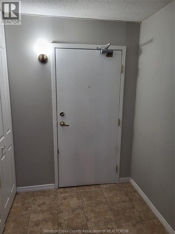 150 Park Street Unit# 2212, Windsor, Ontario  N9A 7A2 - Photo 2 - 26001272