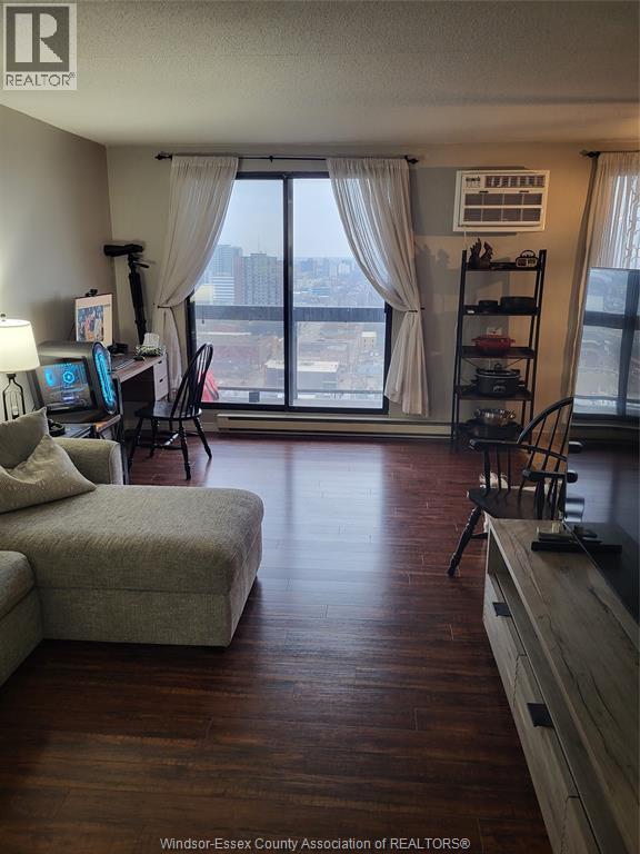 150 Park Street Unit# 2212, Windsor, Ontario  N9A 7A2 - Photo 4 - 26001272