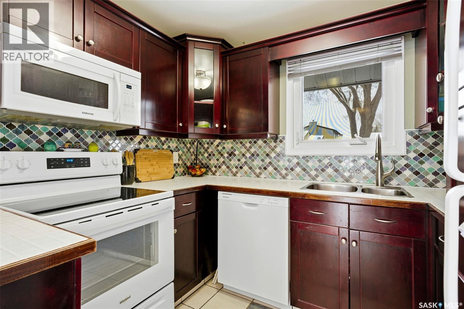 874 Callander Crescent N, Regina, Saskatchewan  S4X 1Z4 - Photo 11 - SK025947