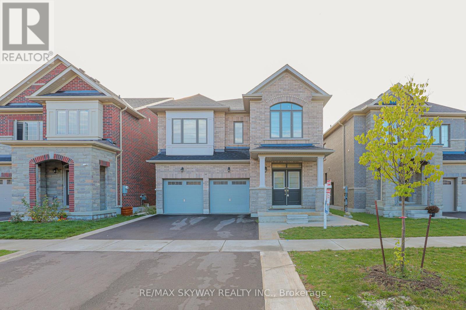 379 VALLEYWAY DRIVE, Brampton, Ontario