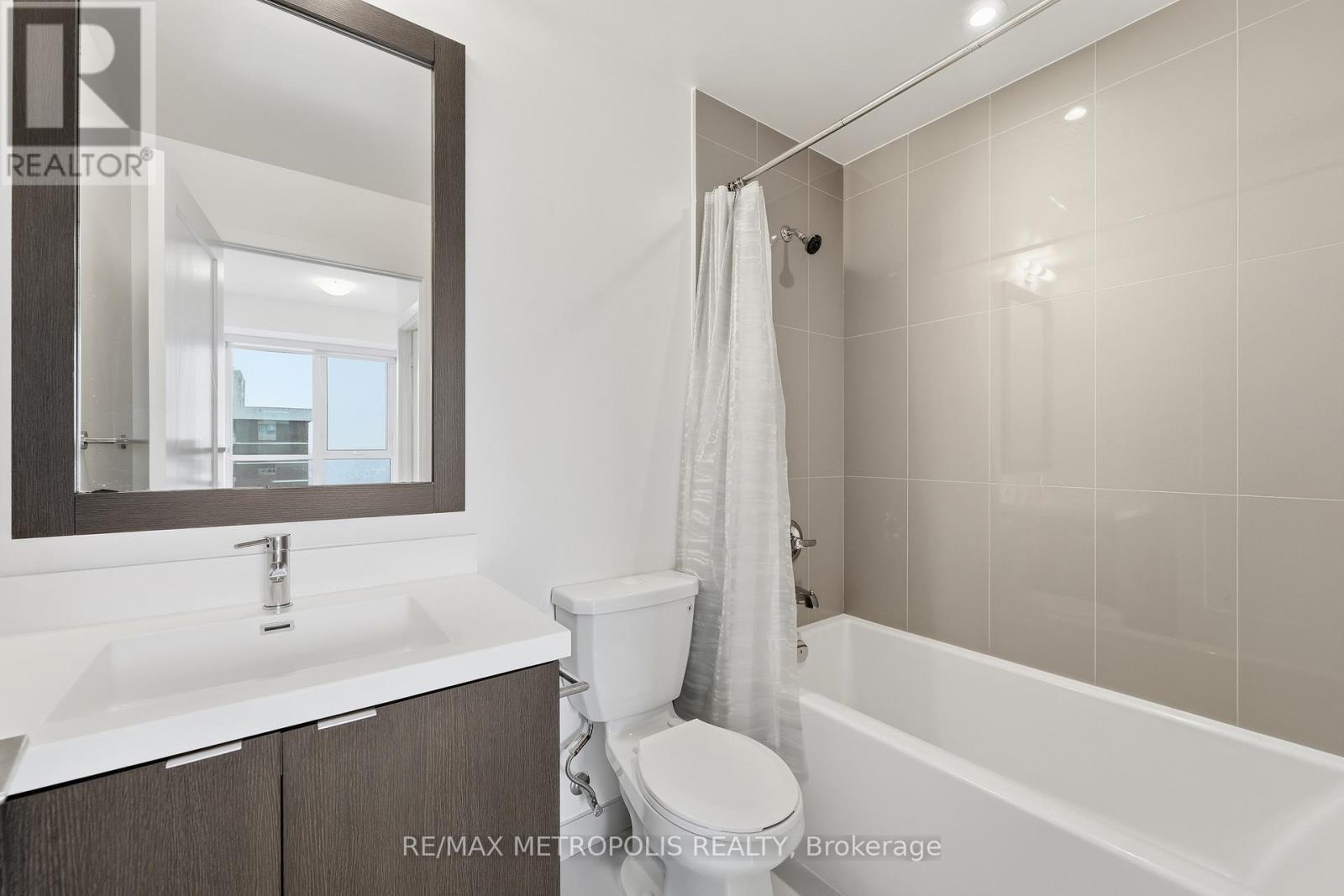 3304 - 7 Mabelle Avenue, Toronto, Ontario  M9A 0C9 - Photo 15 - W12705202