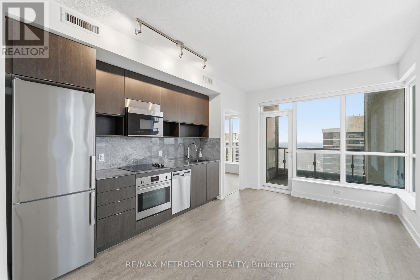 3304 - 7 Mabelle Avenue, Toronto, Ontario  M9A 0C9 - Photo 3 - W12705202