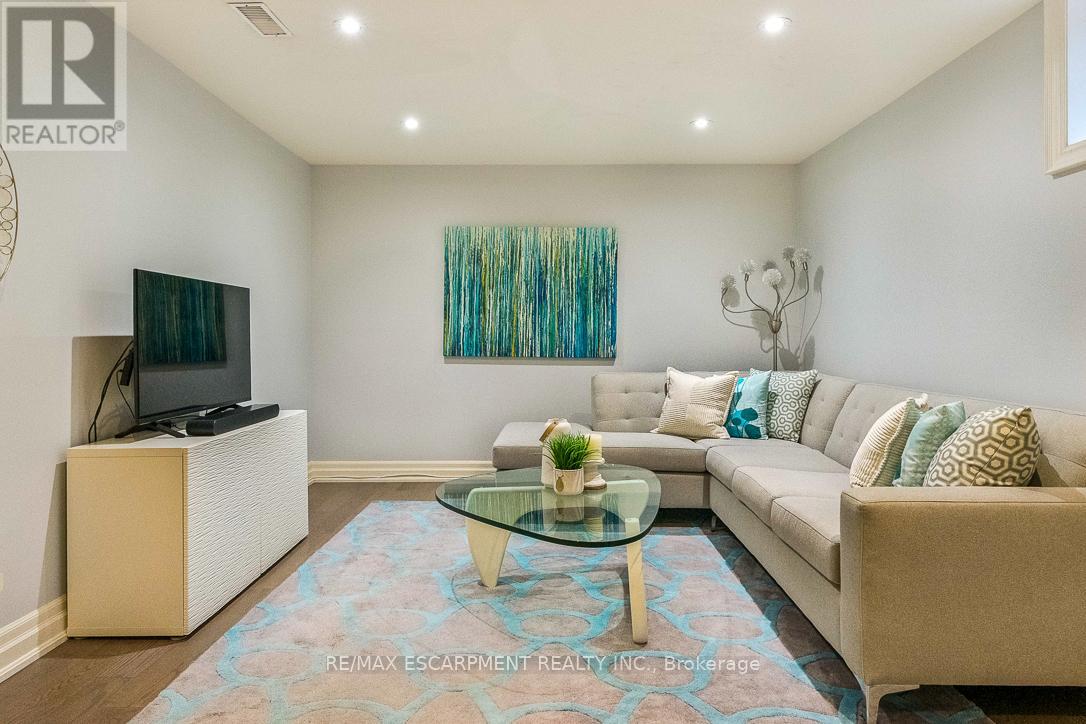 1176 Greenoaks Drive, Mississauga, Ontario  L5J 3A2 - Photo 35 - W12705206