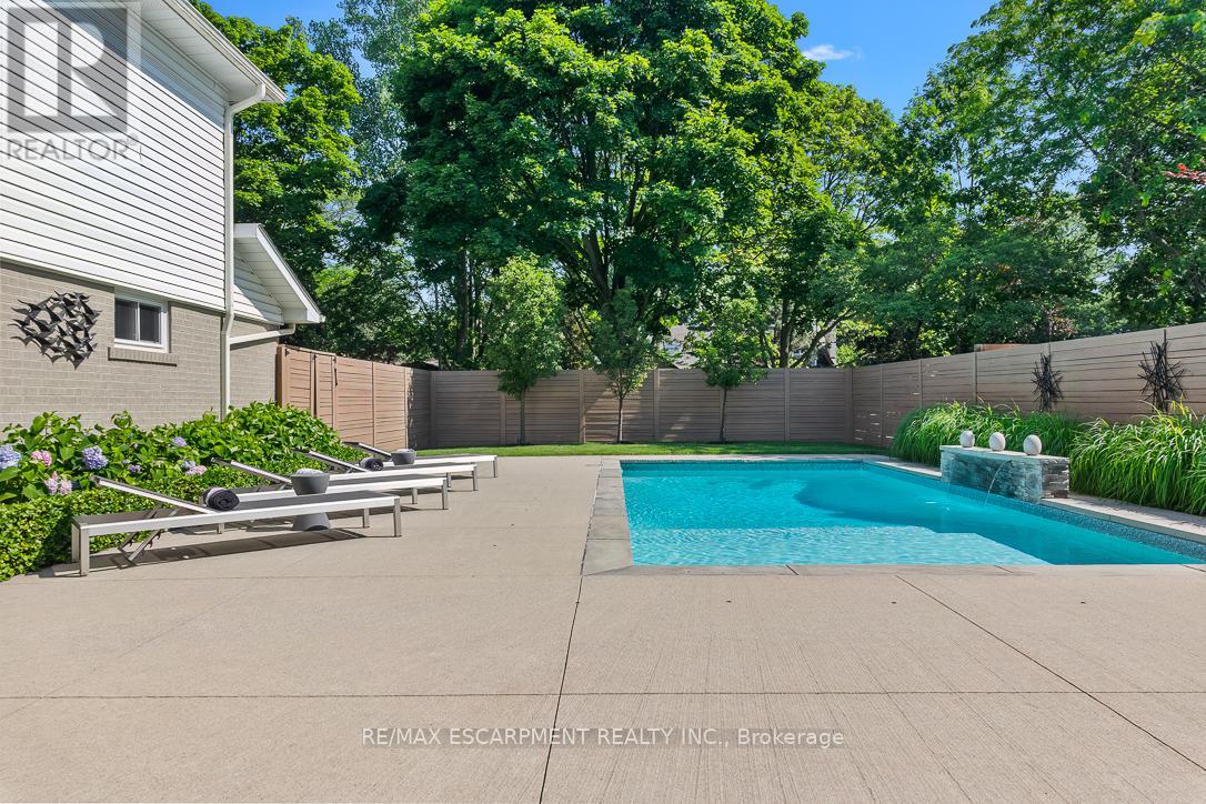 1176 Greenoaks Drive, Mississauga, Ontario  L5J 3A2 - Photo 48 - W12705206