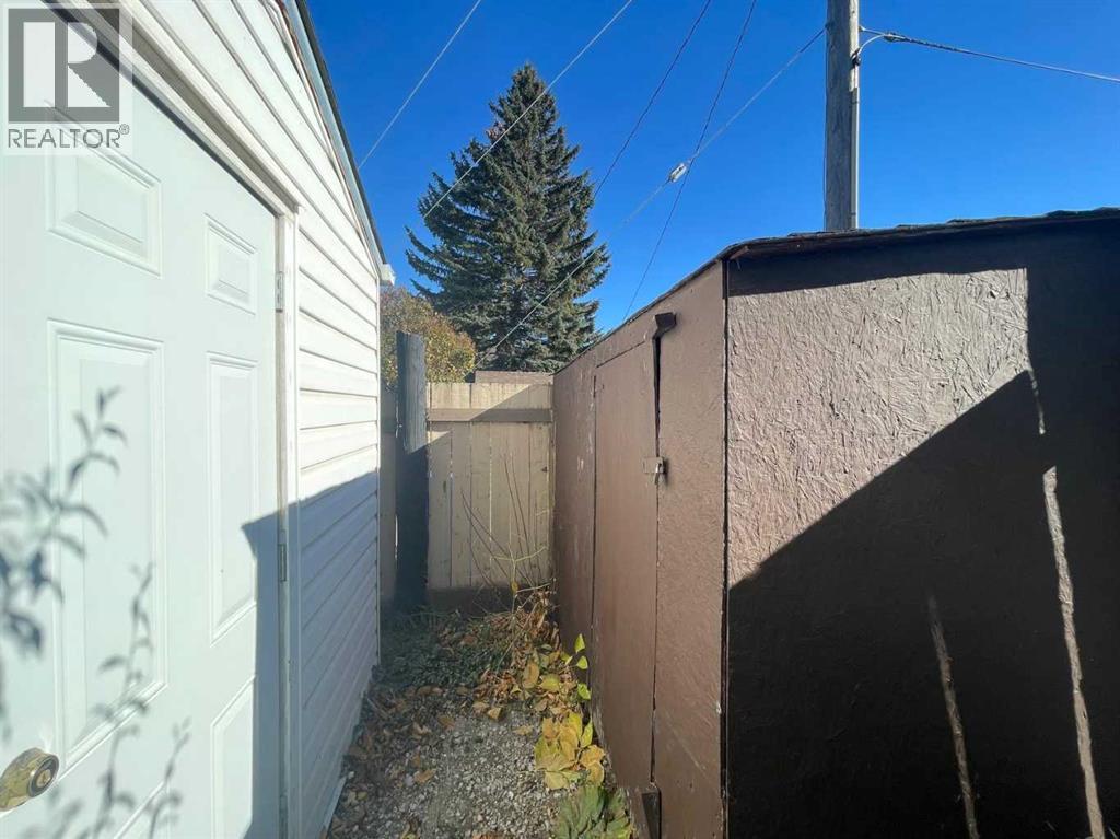 3506 Doverthorn Road Se, Calgary, Alberta  T2B 2H5 - Photo 28 - A2268182