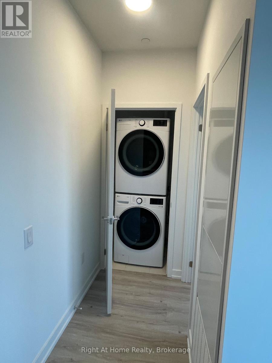 4805 - 395 Square One Drive, Mississauga, Ontario  L5B 0P6 - Photo 13 - W12705304