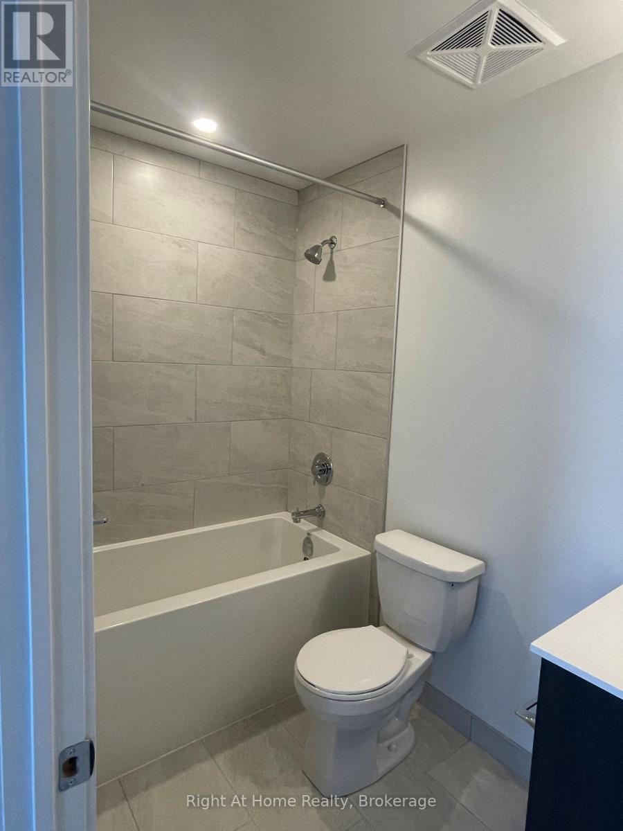 4805 - 395 Square One Drive, Mississauga, Ontario  L5B 0P6 - Photo 19 - W12705304