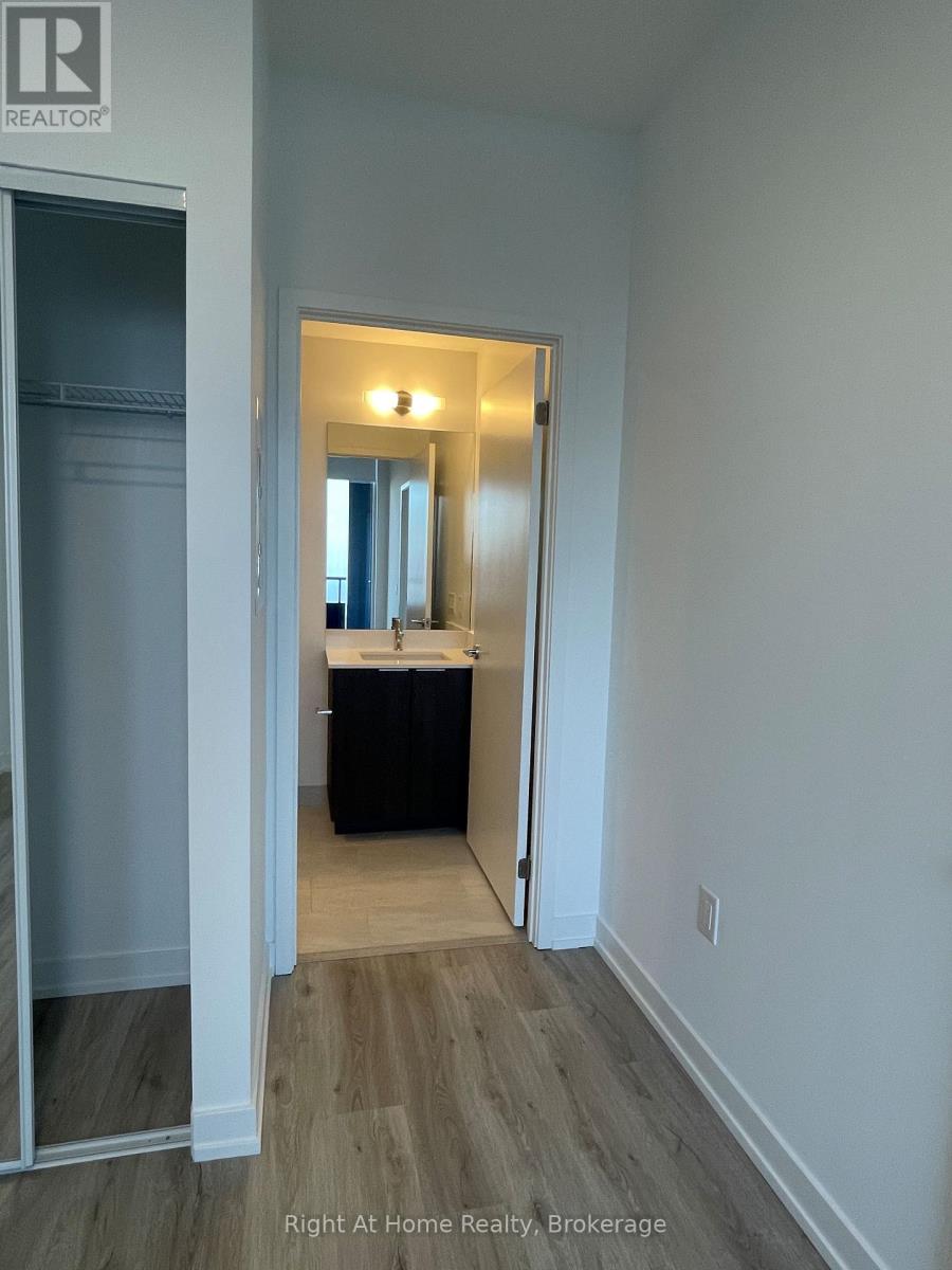 4805 - 395 Square One Drive, Mississauga, Ontario  L5B 0P6 - Photo 20 - W12705304