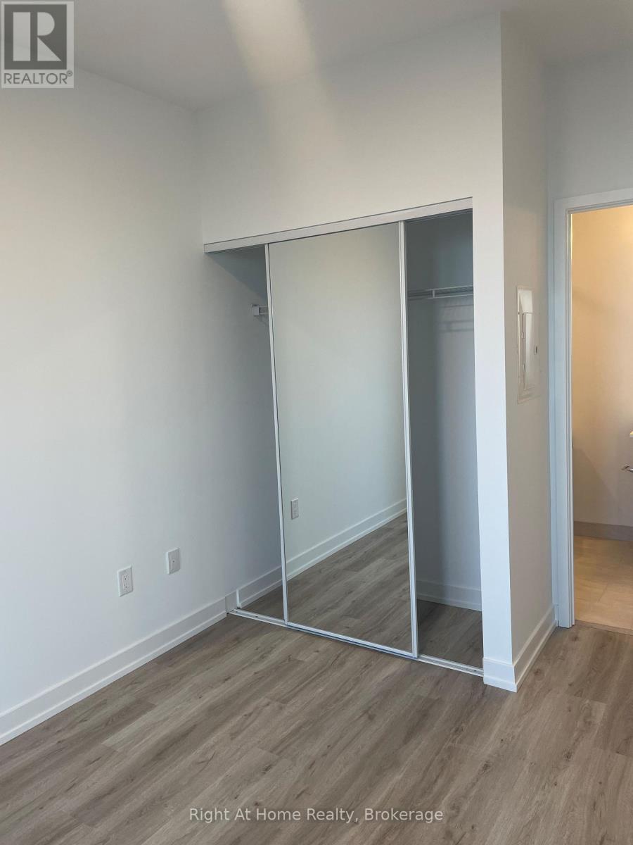 4805 - 395 Square One Drive, Mississauga, Ontario  L5B 0P6 - Photo 22 - W12705304