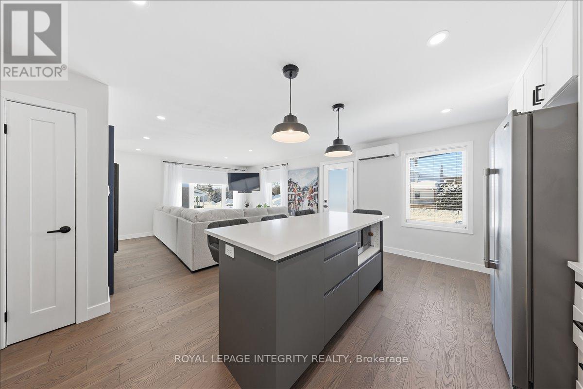 1735 Landry Road, Clarence-Rockland, Ontario  K0A 1N0 - Photo 10 - X12705238