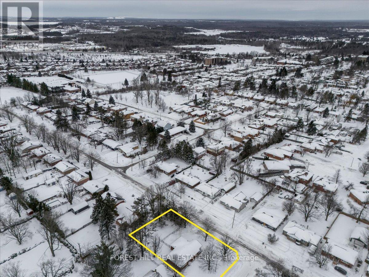 267 Lawrence Avenue, Orillia, Ontario  L3V 5M5 - Photo 33 - S12701324