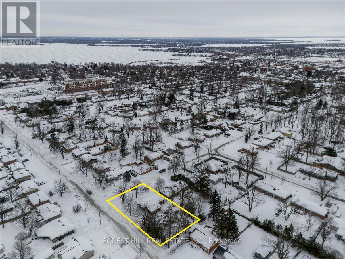 267 Lawrence Avenue, Orillia, Ontario  L3V 5M5 - Photo 36 - S12701324