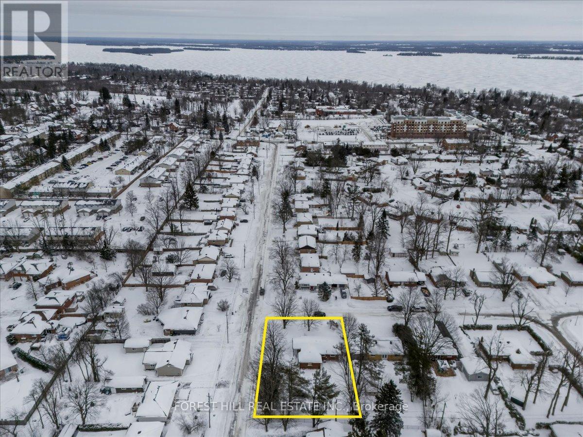 267 Lawrence Avenue, Orillia, Ontario  L3V 5M5 - Photo 38 - S12701324