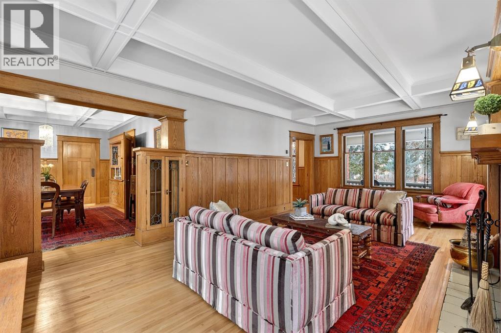 2209 Carleton Street Sw, Calgary, Alberta  T2T 3K4 - Photo 5 - A2278682