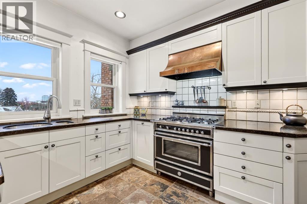 2209 Carleton Street Sw, Calgary, Alberta  T2T 3K4 - Photo 9 - A2278682