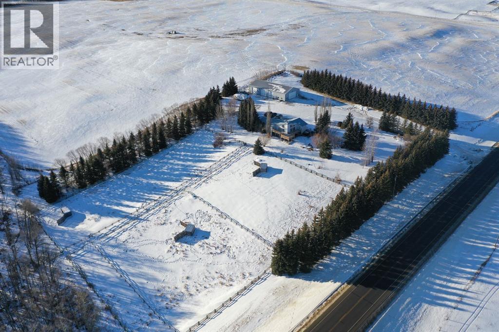 2025 Rainy Creek Road, Bentley, Alberta  T0C 0J0 - Photo 12 - A2279911