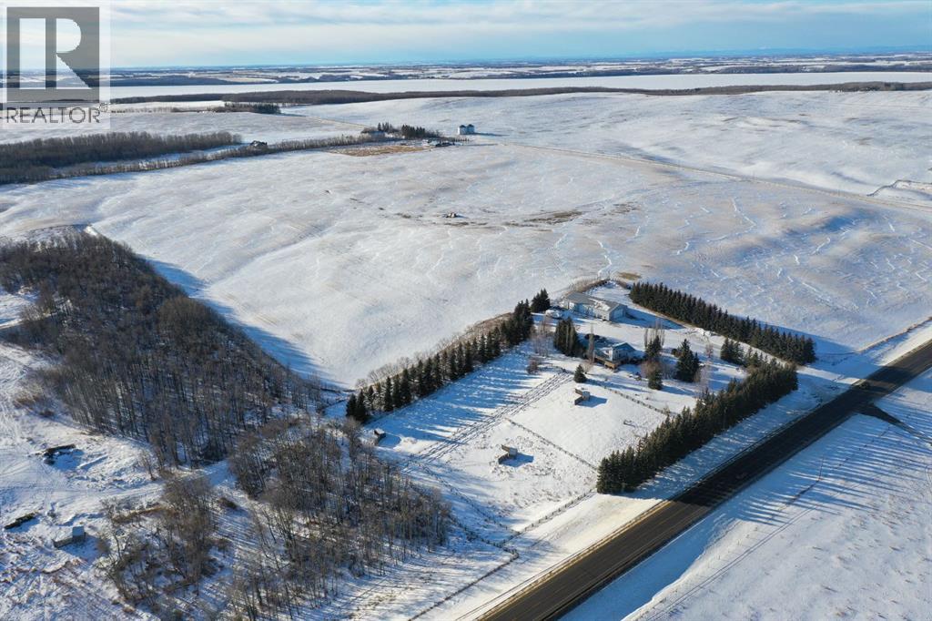 2025 Rainy Creek Road, Bentley, Alberta  T0C 0J0 - Photo 14 - A2279911