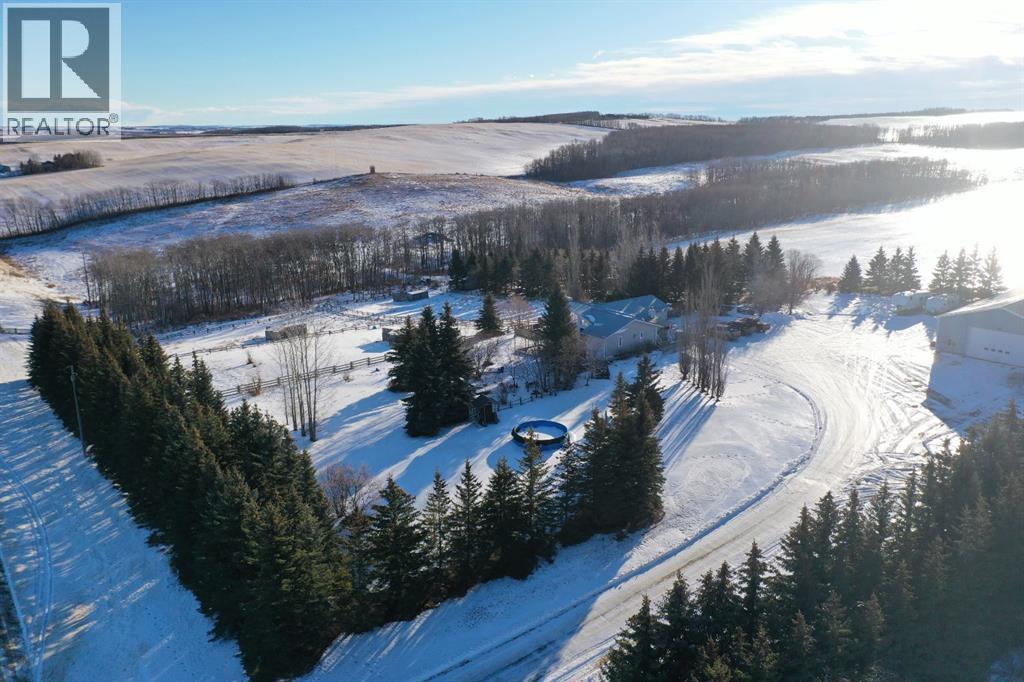 2025 Rainy Creek Road, Bentley, Alberta  T0C 0J0 - Photo 21 - A2279911