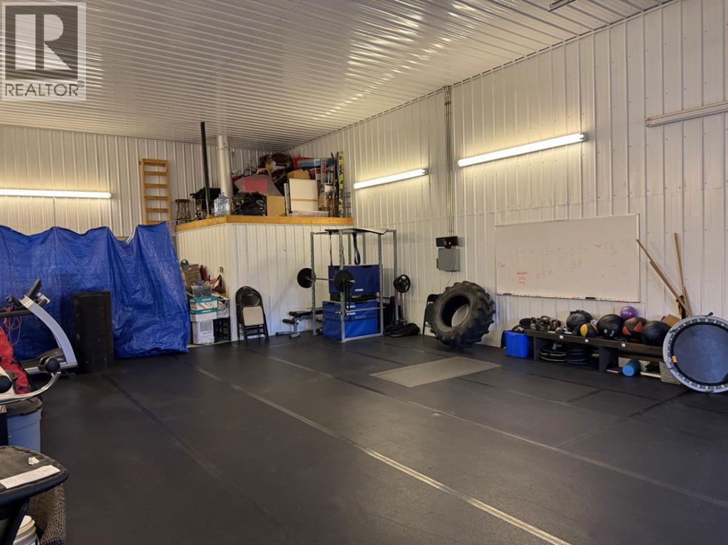 2025 Rainy Creek Road, Bentley, Alberta  T0C 0J0 - Photo 24 - A2279911