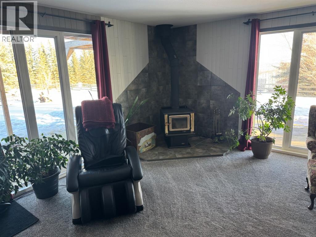 2025 Rainy Creek Road, Bentley, Alberta  T0C 0J0 - Photo 35 - A2279911