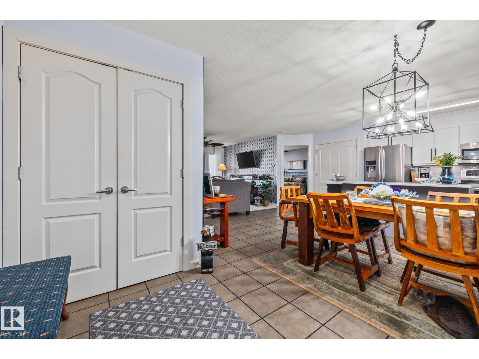 #120 278 Suder Greens Dr Nw, Edmonton, Alberta  T5T 6V6 - Photo 3 - E4470332