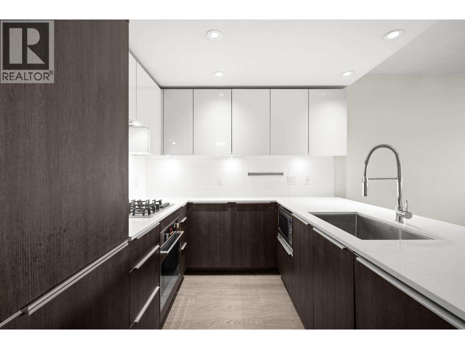 419 1588 E Hastings Street, Vancouver, British Columbia  V5L 0B8 - Photo 2 - R3075669