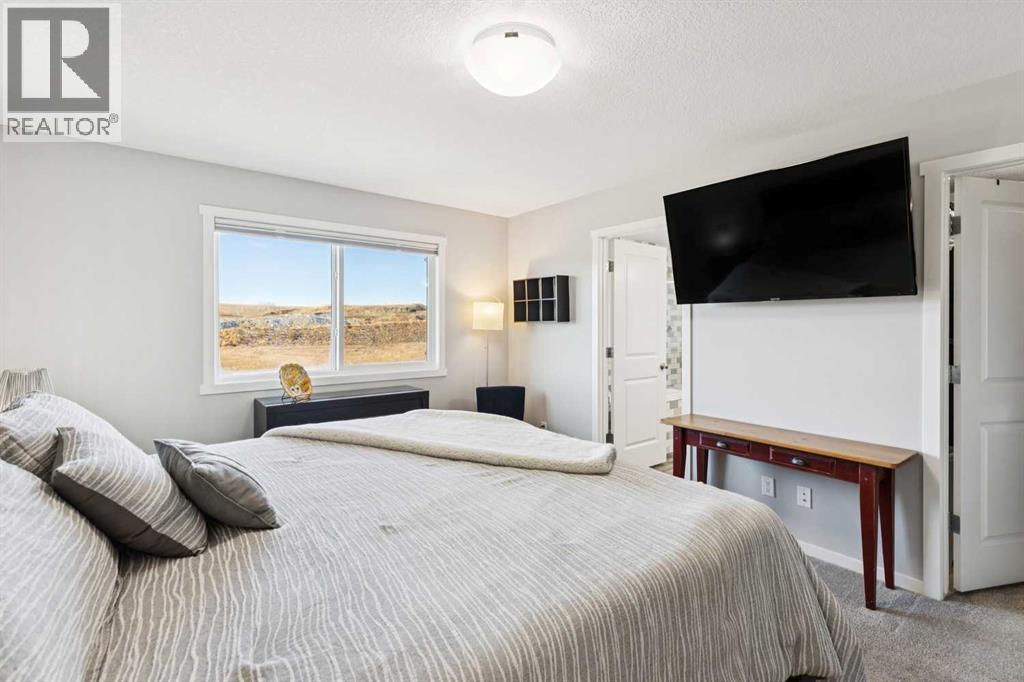 57 Crestridge Bay Sw, Calgary, Alberta  T3B 6H2 - Photo 23 - A2272047