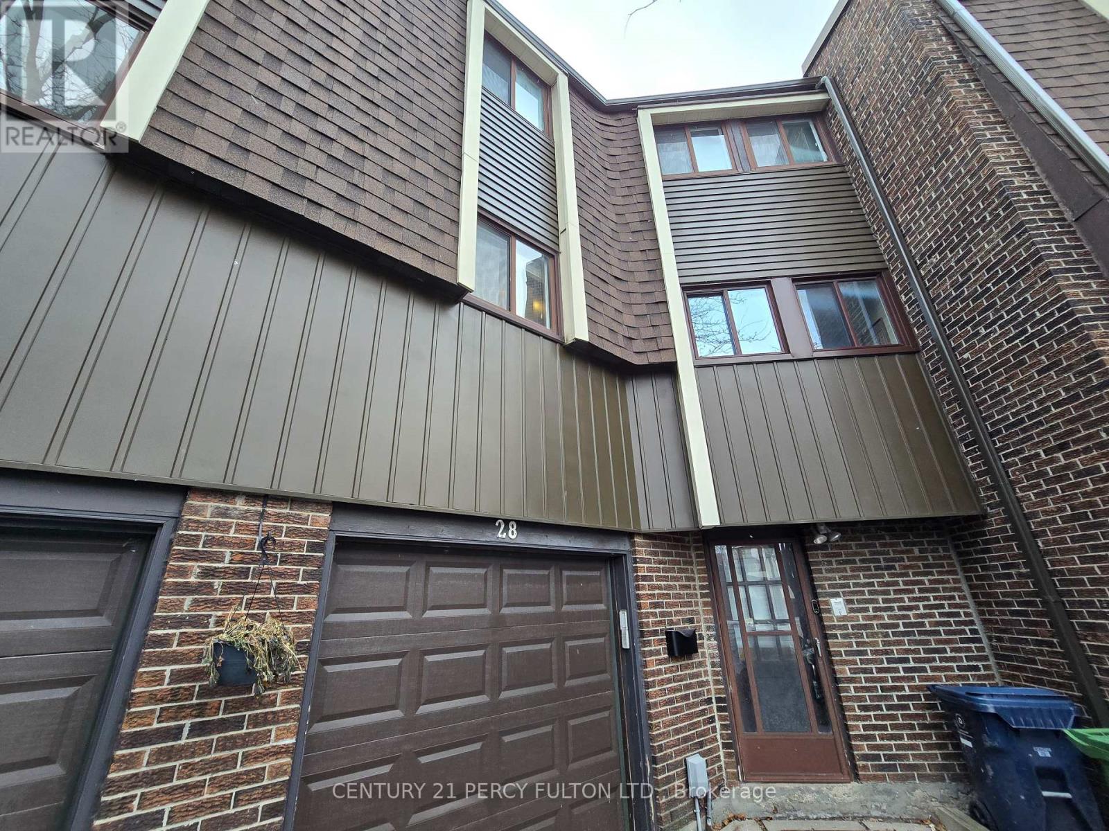 28 Spire Hillway, Toronto, Ontario  M2H 3A4 - Photo 1 - C12705228