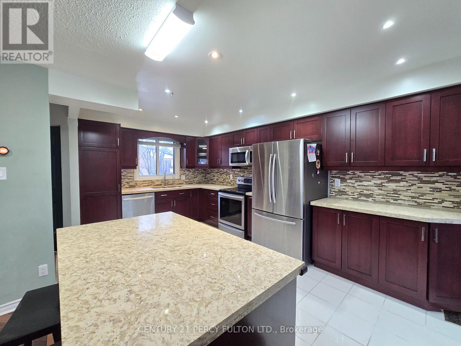 28 Spire Hillway, Toronto, Ontario  M2H 3A4 - Photo 10 - C12705228