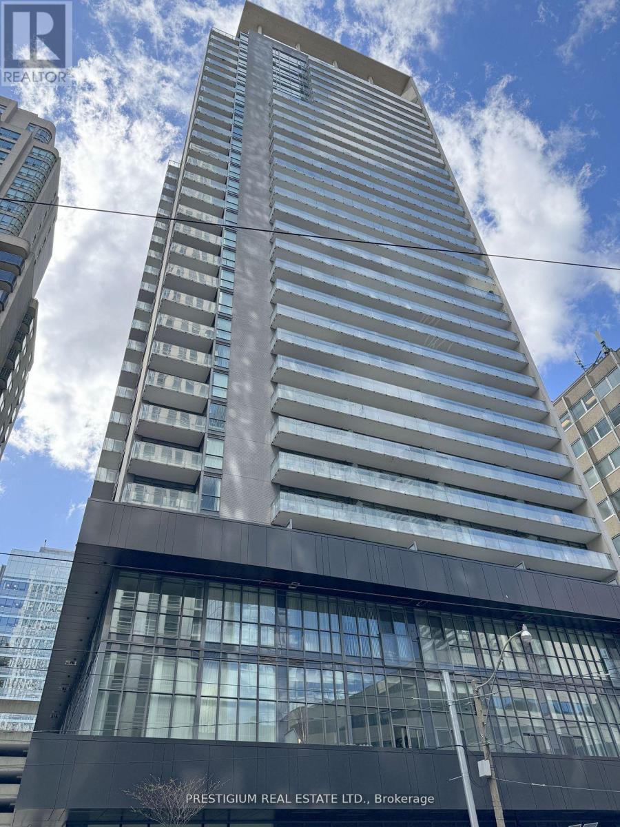 2703 - 770 Bay Street, Toronto, Ontario  M5G 0A6 - Photo 12 - C12705278
