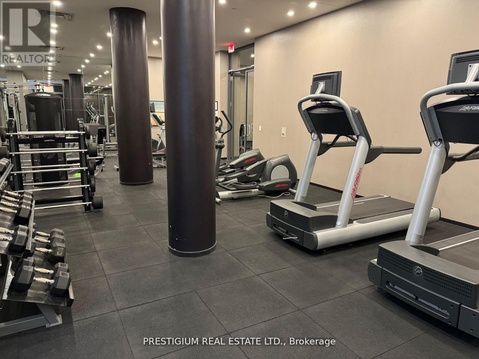 2703 - 770 Bay Street, Toronto, Ontario  M5G 0A6 - Photo 16 - C12705278