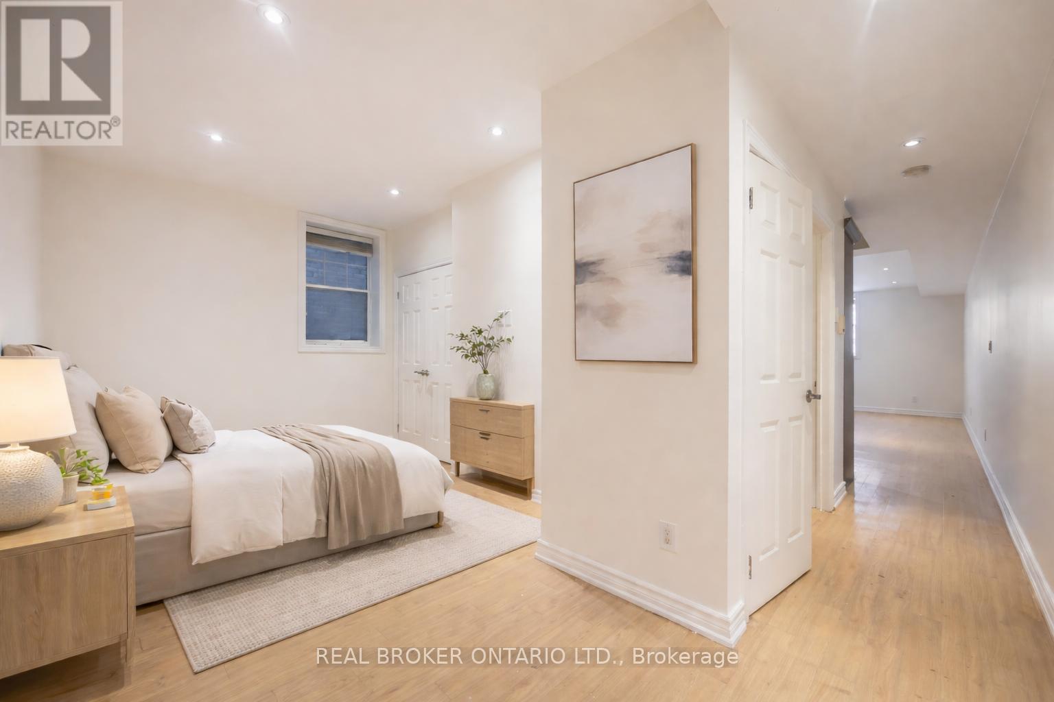 4 - 85 Beech Avenue, Toronto, Ontario  M4E 3H5 - Photo 2 - E12705214