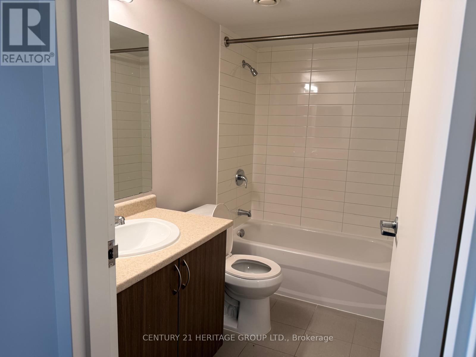 415 - 10415 Yonge Street, Richmond Hill, Ontario  L4C 0Z3 - Photo 14 - N12705312