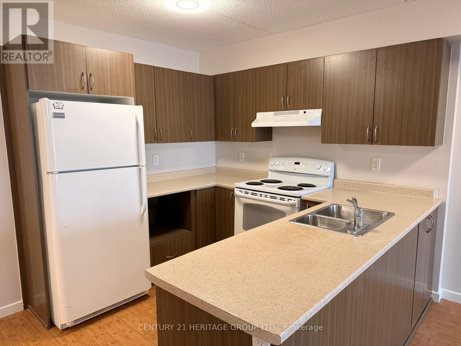 415 - 10415 Yonge Street, Richmond Hill, Ontario  L4C 0Z3 - Photo 7 - N12705312