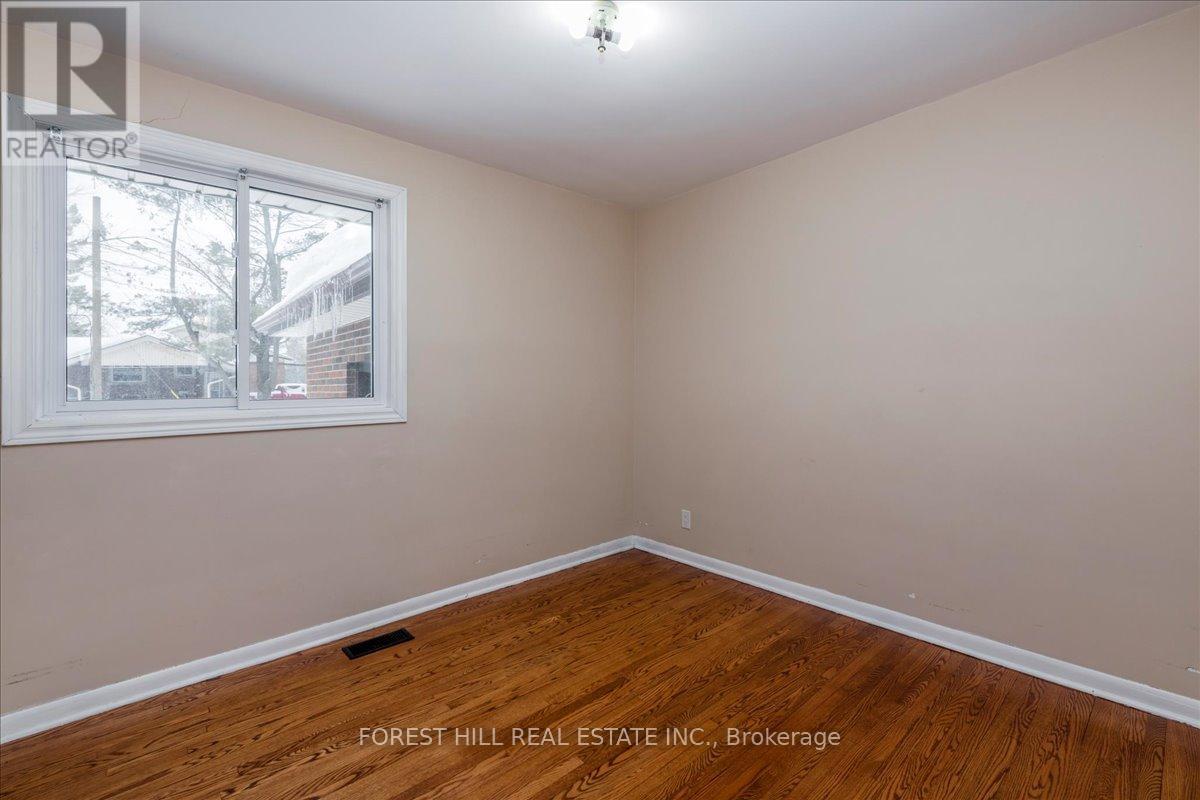 267 Lawrence Avenue, Orillia, Ontario  L3V 5M5 - Photo 15 - S12701324