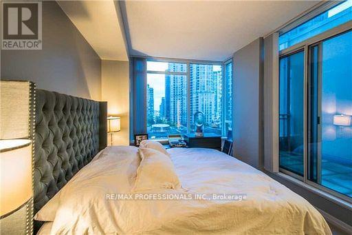 704 - 225 Webb Drive, Mississauga, Ontario  L5B 4P2 - Photo 13 - W12705216