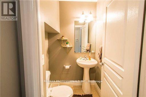 704 - 225 Webb Drive, Mississauga, Ontario  L5B 4P2 - Photo 6 - W12705216