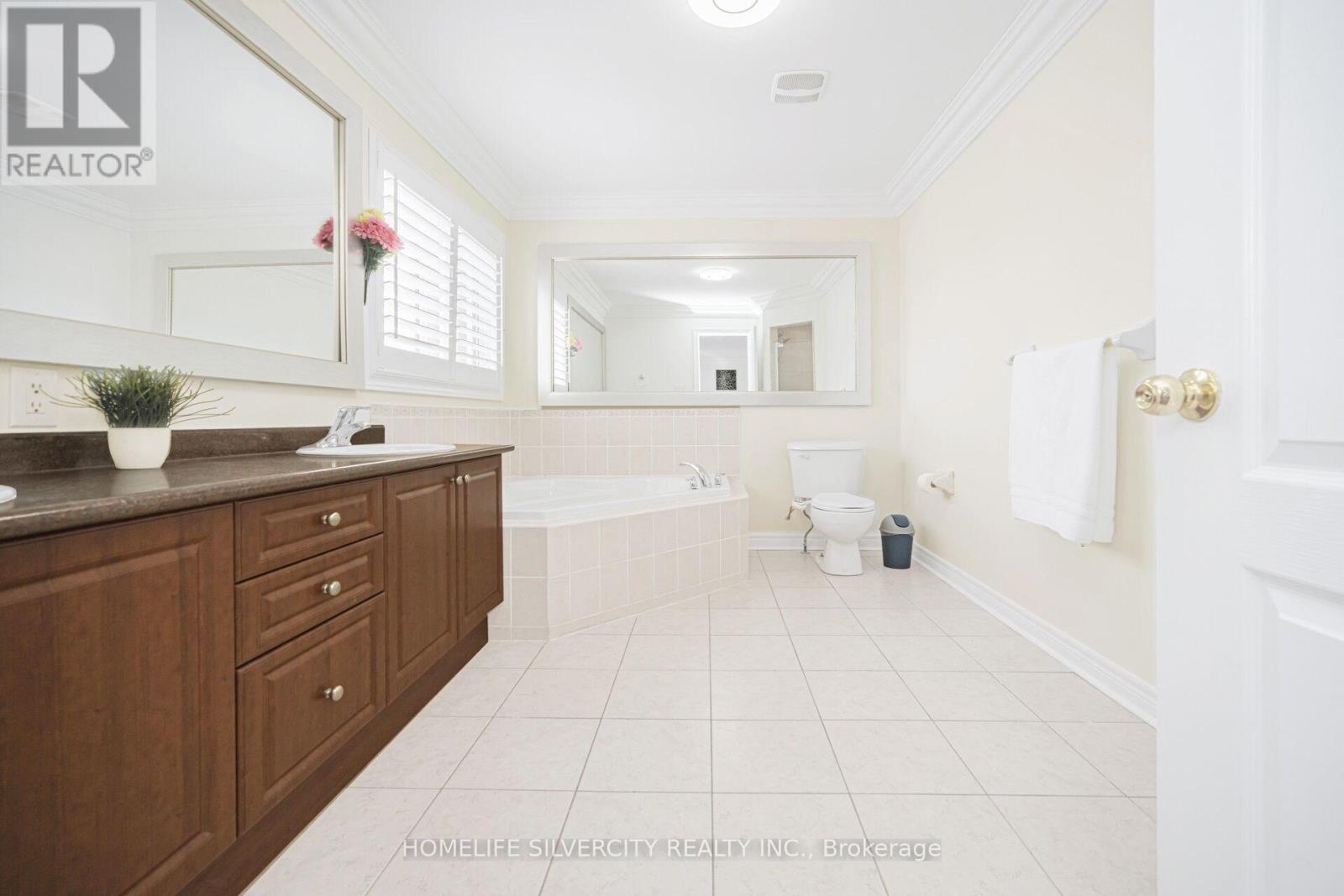 17 Sparhill Street, Brampton, Ontario  L6R 0P2 - Photo 32 - W12705218