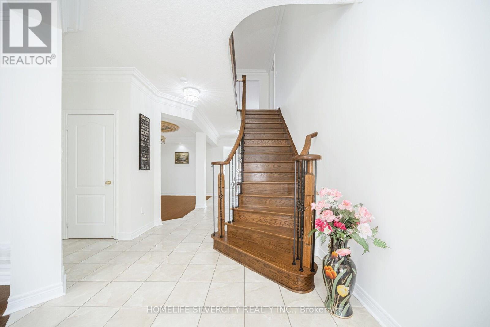 17 Sparhill Street, Brampton, Ontario  L6R 0P2 - Photo 9 - W12705218